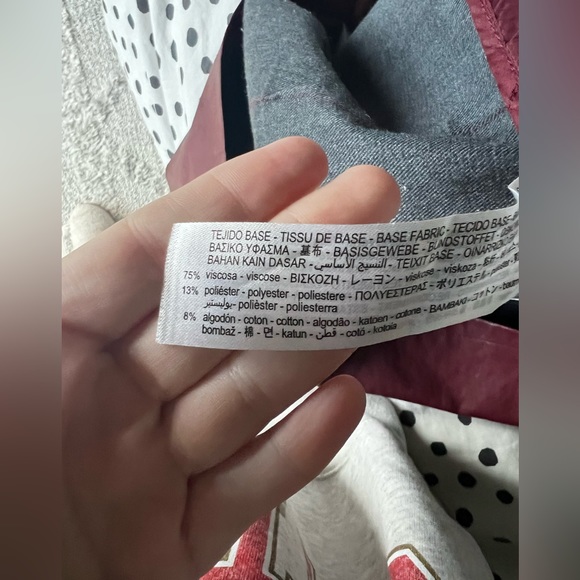 Zara XL Maroon/Red Leather Like Mini Skirt with gold buttons - Picture 8 of 11